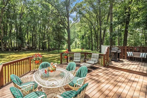 Pinckney, MI 48169,2936 WARD AVE