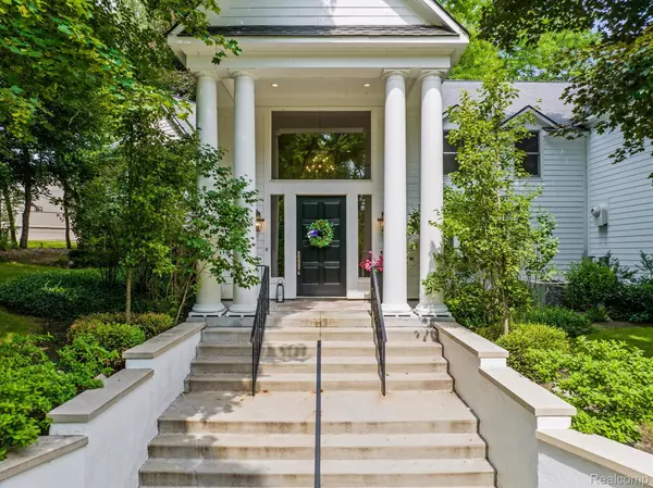 Bloomfield Hills, MI 48304,1780 KENSINGTON RD