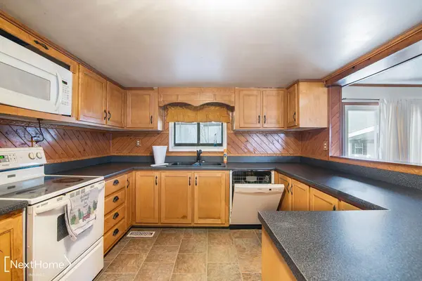 Montrose, MI 48457,9417 Seymour Rd