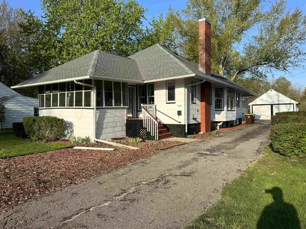 Chesaning, MI 48616,118 Commercial Street