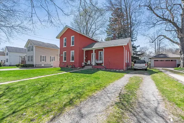 Adrian, MI 49221,303 N McKenzie