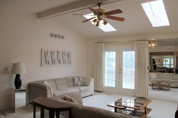 Clinton Township, MI 48038,42158 Blossom Ln