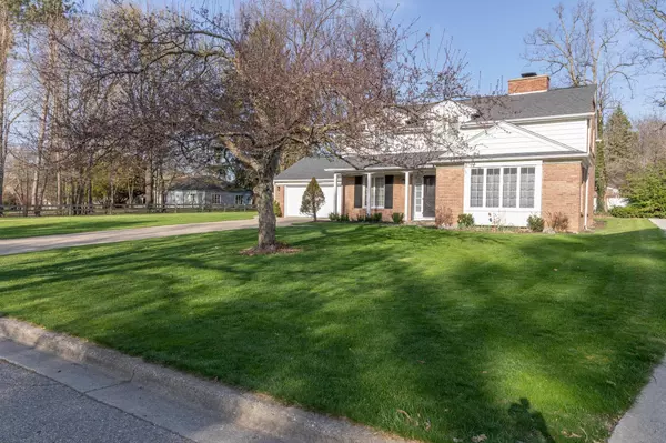 Owosso, MI 48867,614 5th