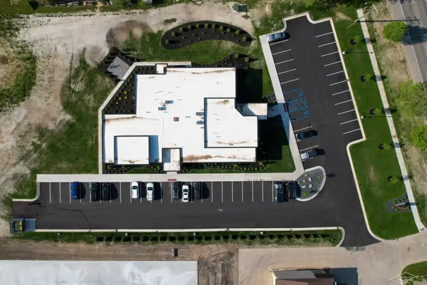 1800 Midland RD, Saginaw Twp, MI 48638