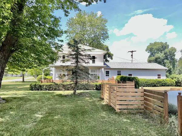 Bronson, MI 49028,197 W Adams RD