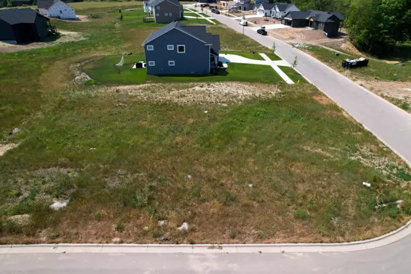 Walker, MI 49534,184 Tallman Ridge CT SW