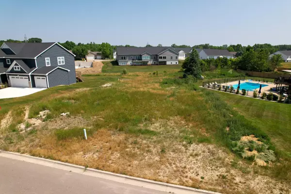 Walker, MI 49534,220 Jason AVE SW