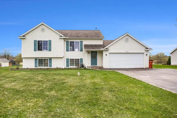 5130 Fieldstone Meadow DR, Cedar Springs, MI 49319