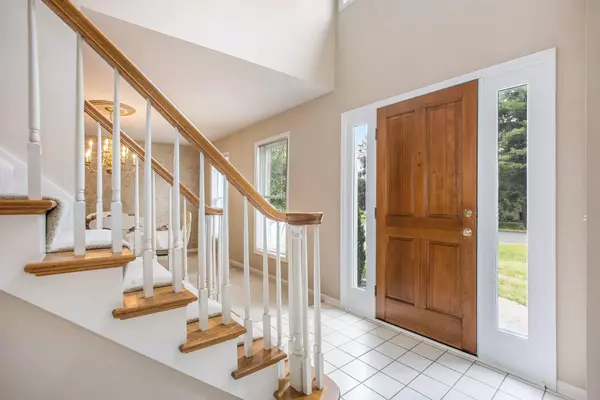 Ada, MI 49301,6441 Drumlin CT SE