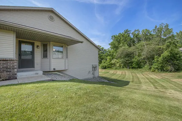 Walker, MI 49534,4281 Oakridge DR NW