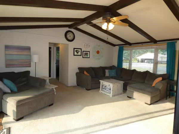 Cedar Springs, MI 49319,341 S 7th ST NE