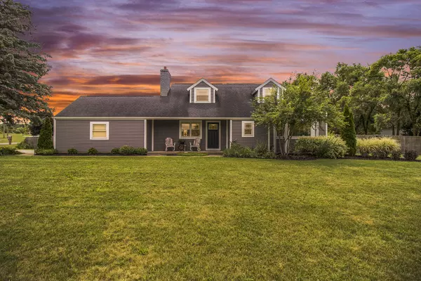 10525 Concord DR,  Berrien Springs,  MI 49103