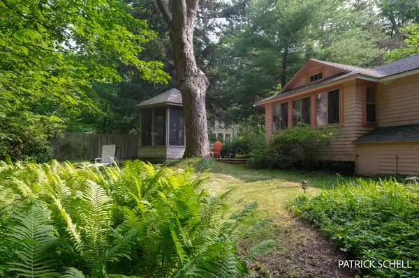 Fennville, MI 49408,1438 71st ST