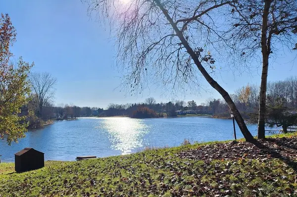 Canadian Lakes, MI 49346,11227 Lake RD