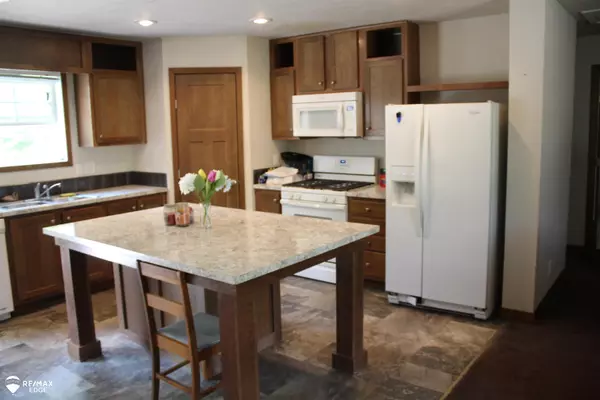 Birch Run, MI 48415,6680 Fort Rd