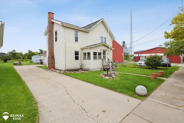 Lapeer, MI 48446,241 Howard