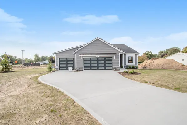 Hudsonville, MI 49426,3639 VandeBunte LN