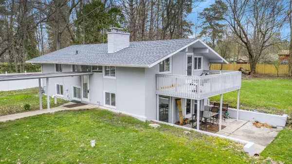 Battle Creek, MI 49015,32 Hickory LN