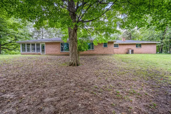 Alma, MI 48801,4420 Riverview