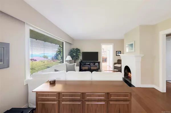 North Saanich, BC V8L 1G9,8645 East Saanich Rd