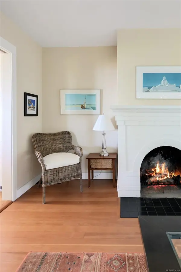 North Saanich, BC V8L 1G9,8645 East Saanich Rd