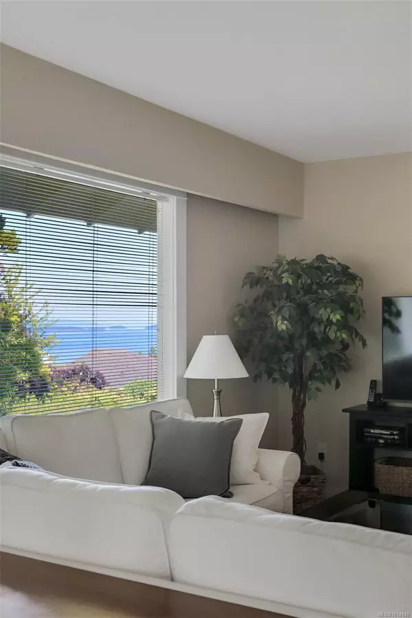 North Saanich, BC V8L 1G9,8645 East Saanich Rd