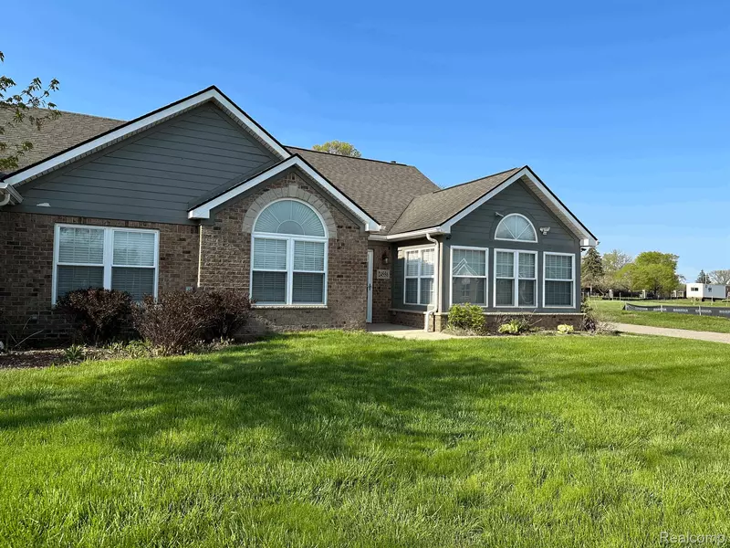 24556 BROOKWOOD #11, Taylor, MI 48180