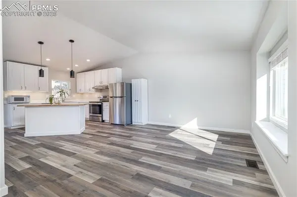 Colorado Springs, CO 80920,3850 Beltana DR