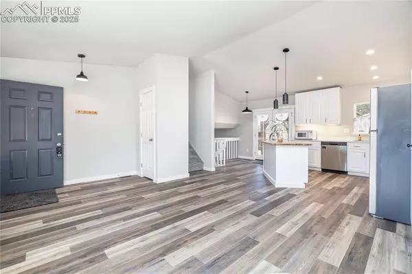 Colorado Springs, CO 80920,3850 Beltana DR