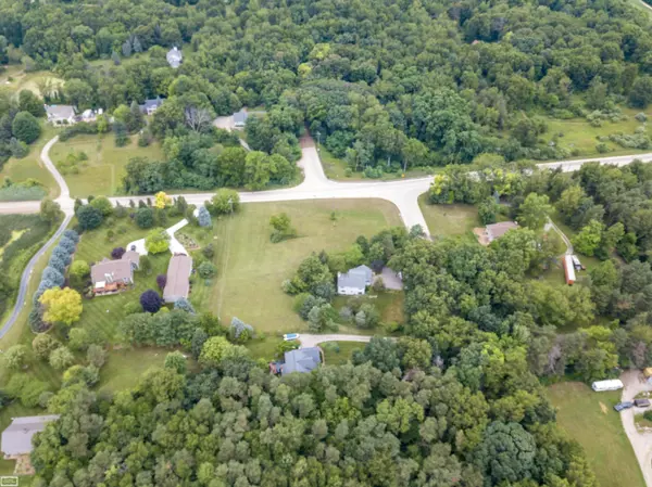 Hartland Twp, MI 48353,4971 N Tipsico Lake