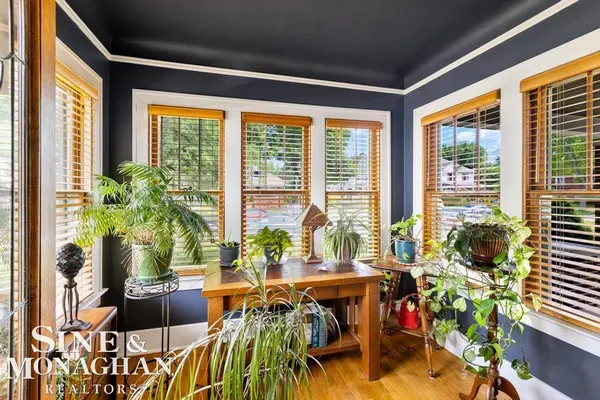 Mount Clemens, MI 48043,273 Euclid