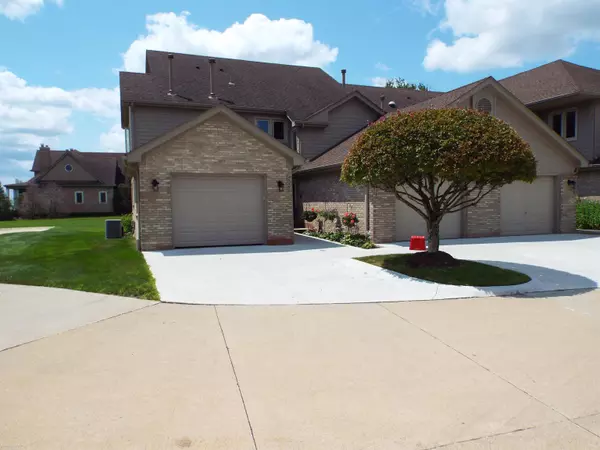 25590 Waterview, Harrison Twp, MI 48045