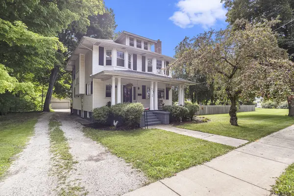 Marshall, MI 49068,909 S Kalamazoo AVE