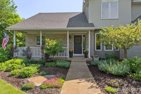 Ada, MI 49301,4612 Sunflower Ridge DR NE