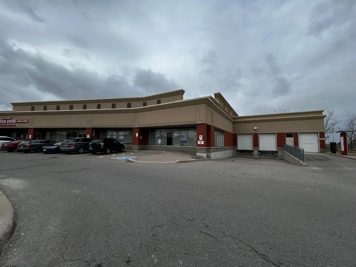 Vaughan, ON L4H 0Z4,551 Cityview BLVD #17