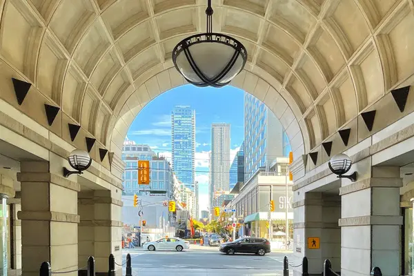 38 Avenue RD #1201, Toronto C02, ON M5R 2G2