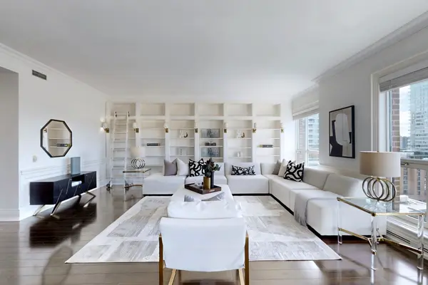 38 Avenue RD #1201, Toronto C02, ON M5R 2G2