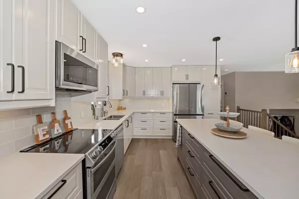 Greely - Metcalfe - Osgoode - Vernon And Area, ON K4P 1B7,7028 Shadow Ridge DR