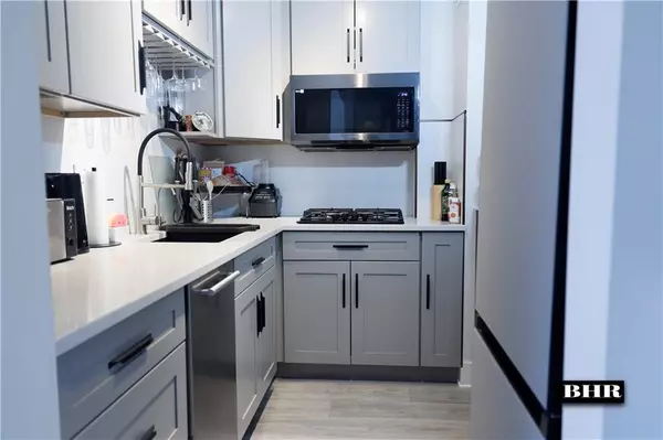 Brooklyn, NY 11235,2650 Ocean Pkwy #6E