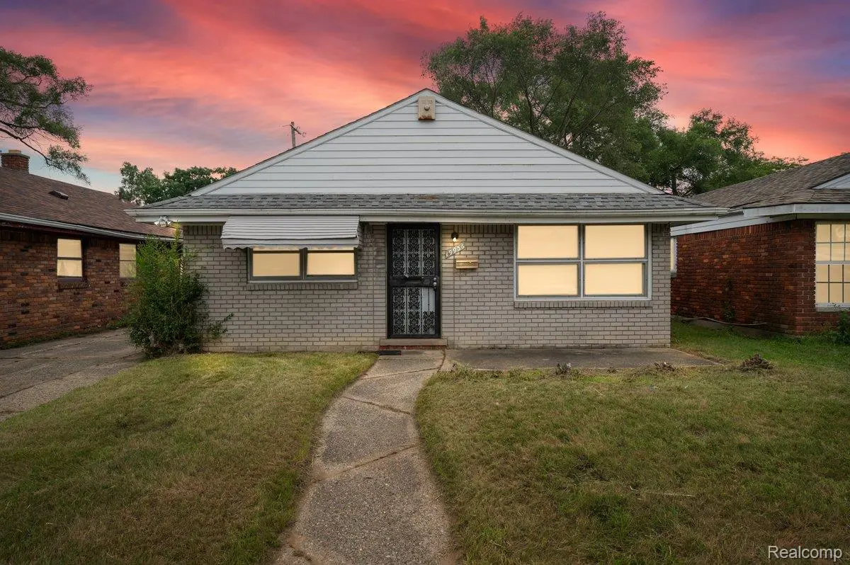 Detroit, MI 48221,19936 WASHBURN ST