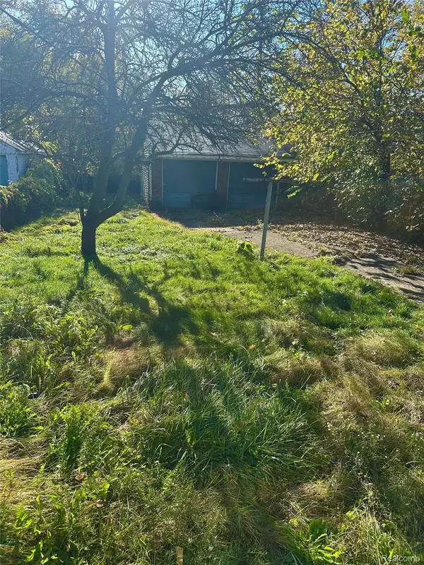 Detroit, MI 48213,11750 Elmdale ST