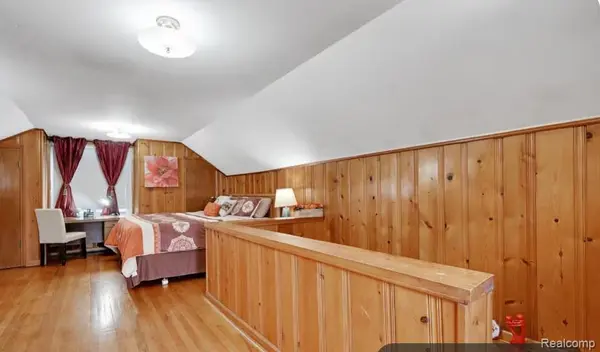 1460 E Chesterfield ST E, Ferndale, MI 48220