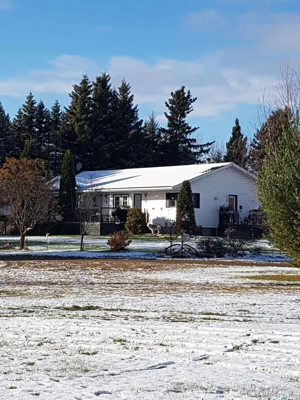 Rural Address, Endeavour, SK S0A 0W0