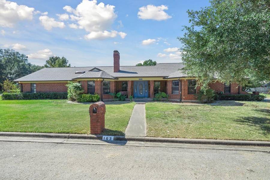 163 Granada Square, Canton, TX 75103