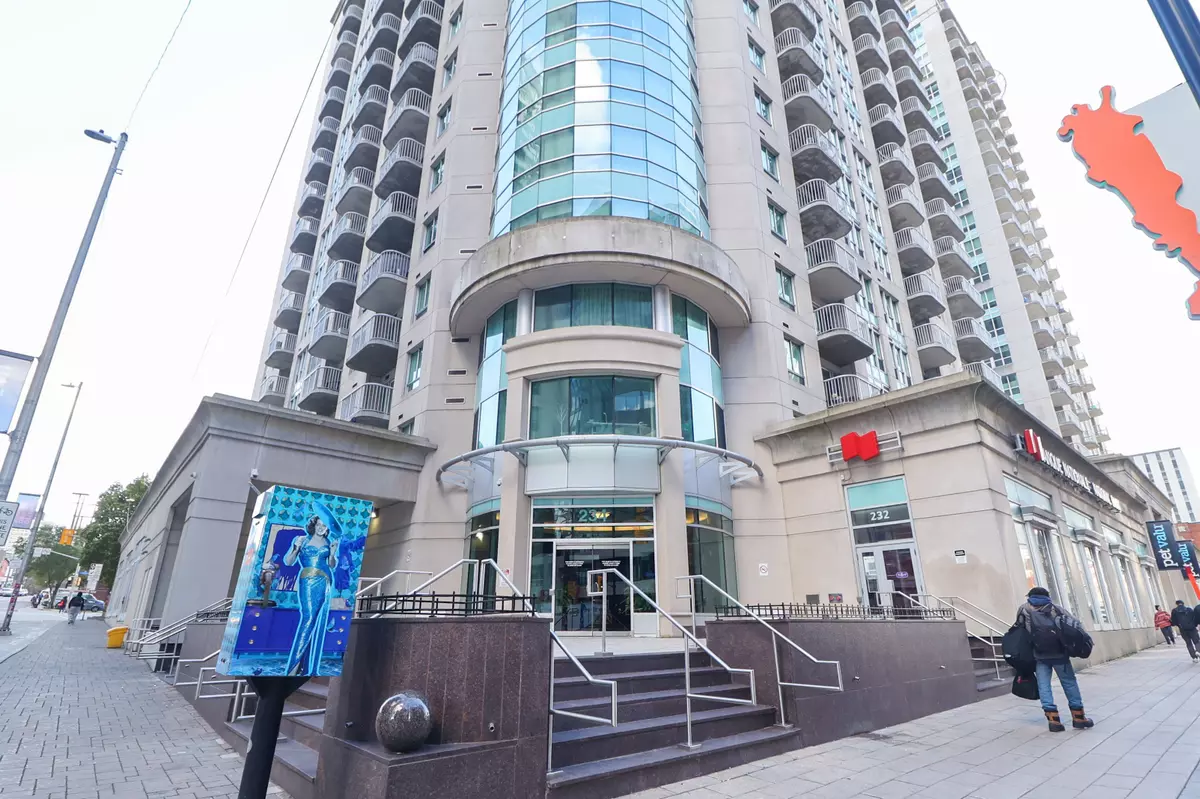 Lower Town - Sandy Hill, ON K1N 0A9,234 Rideau ST #2308