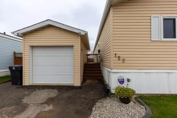 152 Cree RD, Fort Mcmurray, AB T9K 1X7