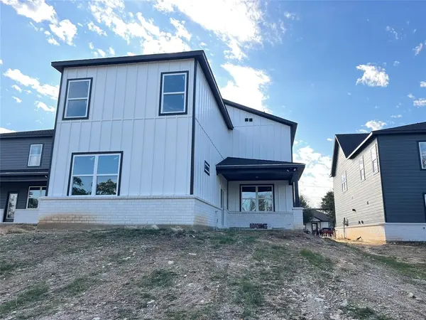 Dallas, TX 75203,1406 Diceman Avenue