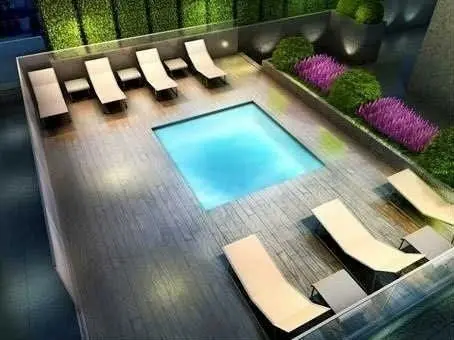 Toronto C01, ON M5V 0B4,318 Richmond ST W #701