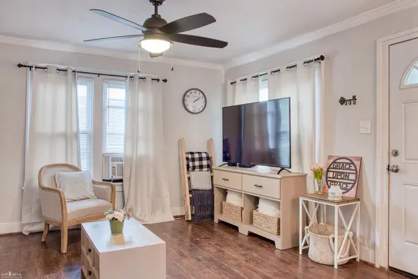 Owosso, MI 48867,1302 Broadway