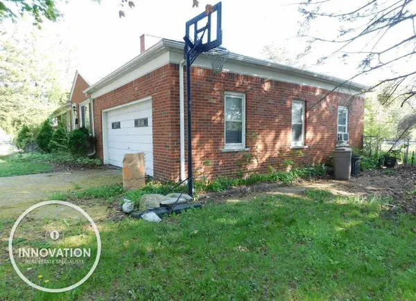 Harper Woods, MI 48225,18646 Eastwood